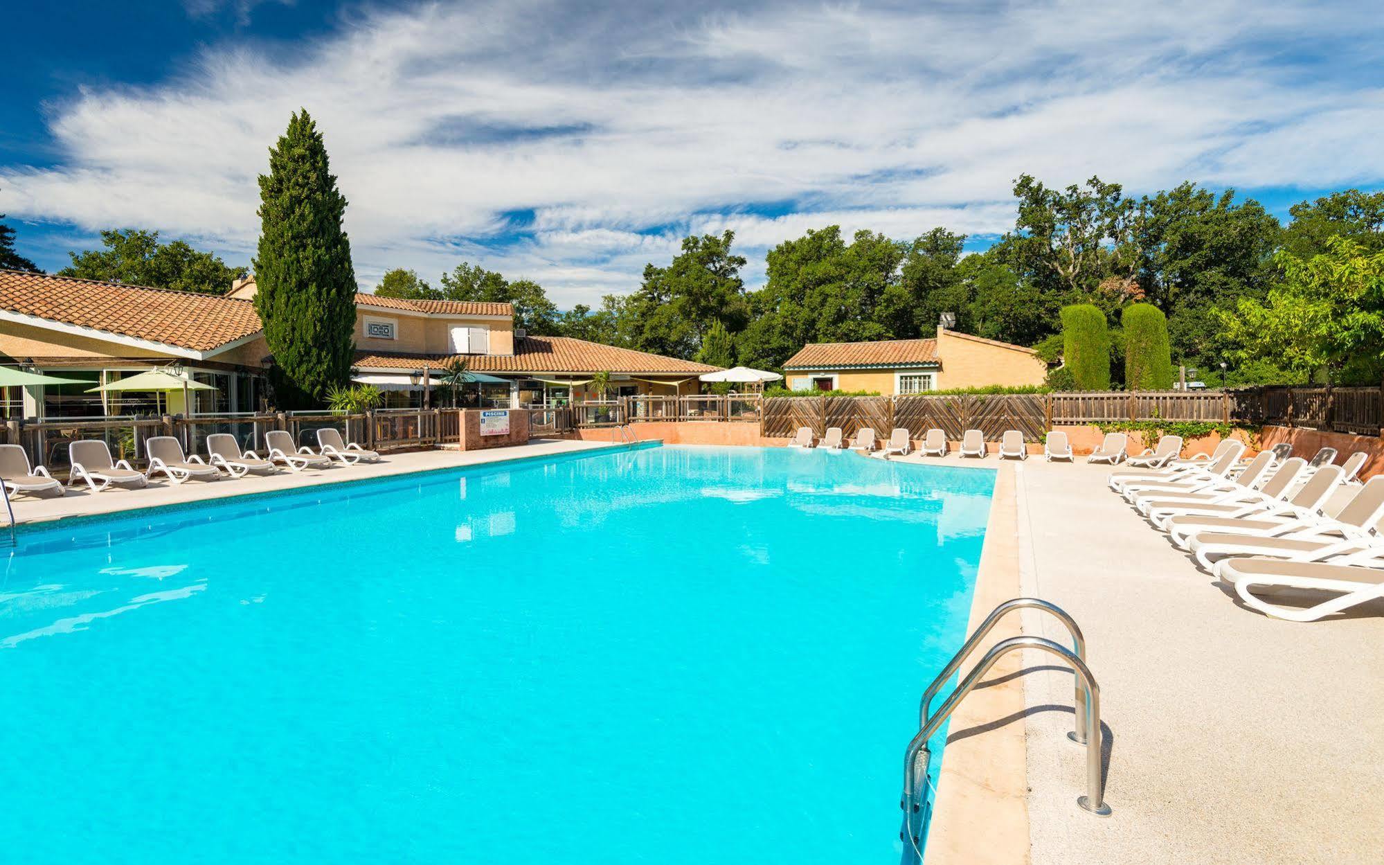 Lagrange Vacances Les Mazets De Gaujac Gaujac  Exterior photo